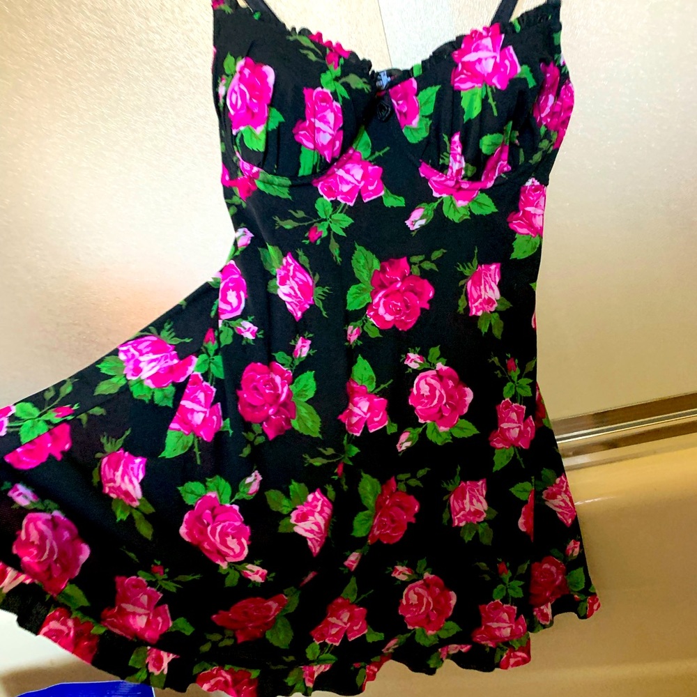 #5 Smart Sexy Sleepwear 32C